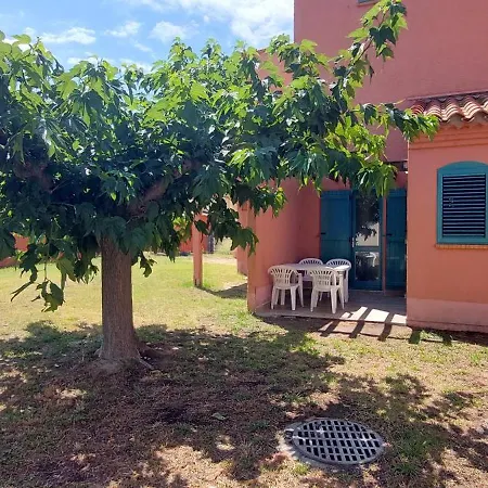Maisonnette Bleu Piscine *