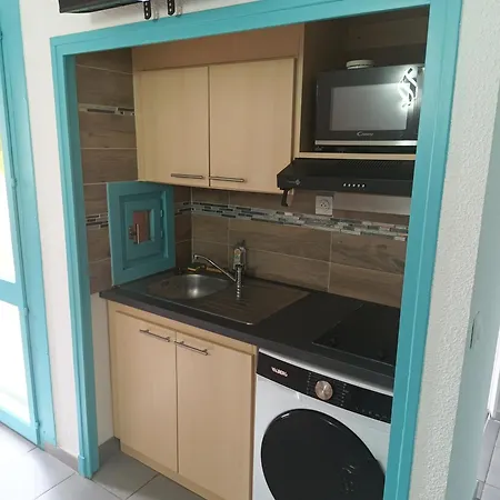 Maisonnette Bleu Piscine Appartamento