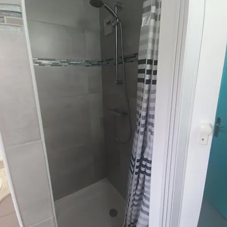 Daire Maisonnette Bleu Piscine Argelès-sur-Mer